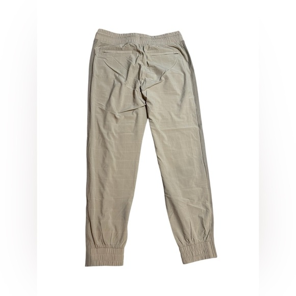 🤎 ATHLETA ✨ Tan Jogger Pants Sz 8 🩵 Lightweight Stretch Lounge Travel Pant - Picture 4 of 4